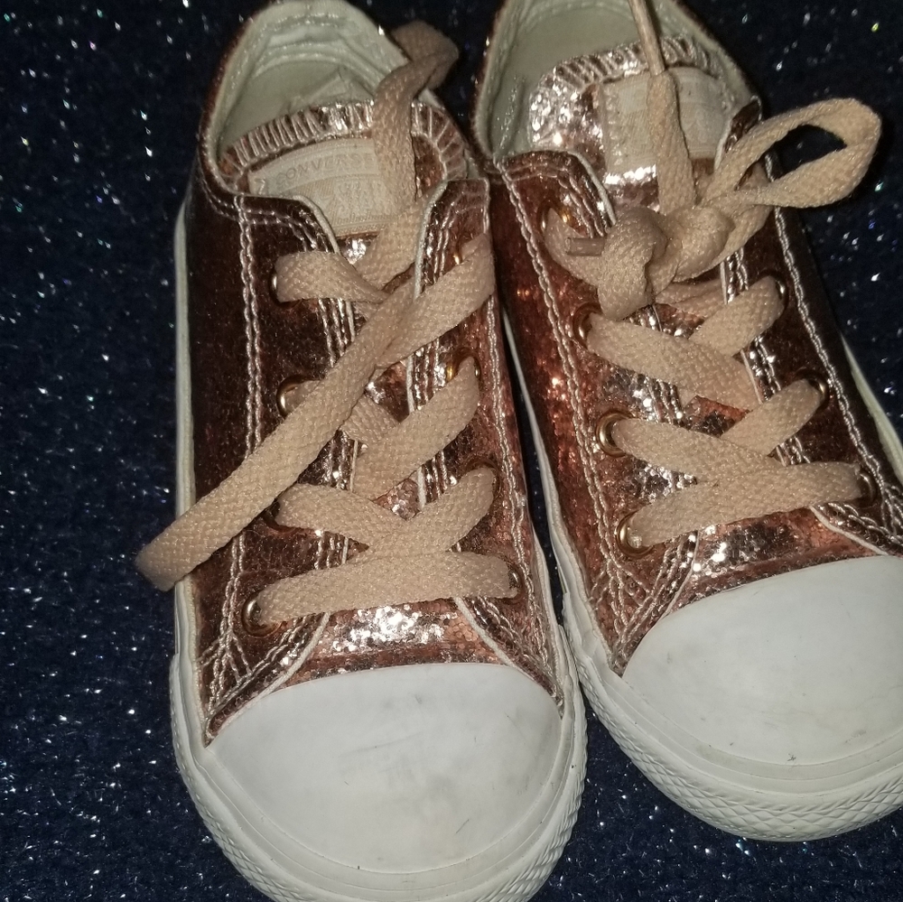 Converse sequin